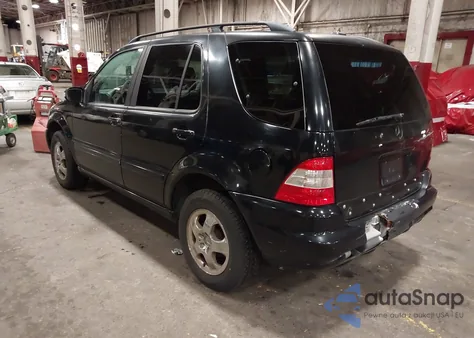 2004 Mercedes-Benz Ml 350 4Matic z USA, uszkodzony, nr VIN 4JGAB57E74A514985